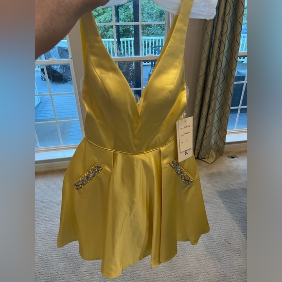Prom Girl Yellow Short Dress - Picture 12 of 13